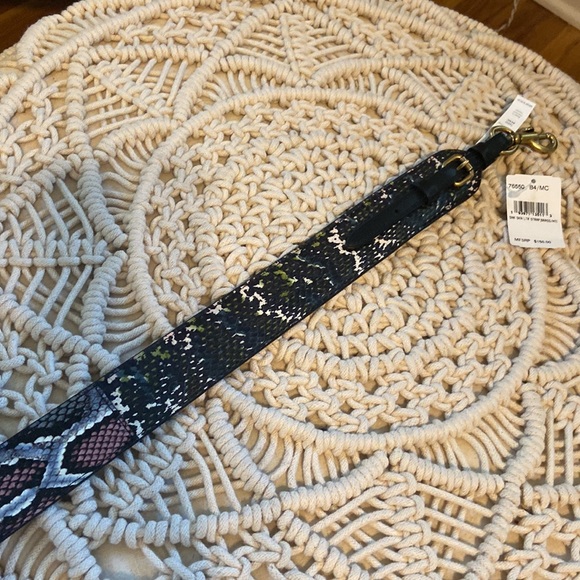 Coach snakeskin strap. NWT. - Picture 3 of 5